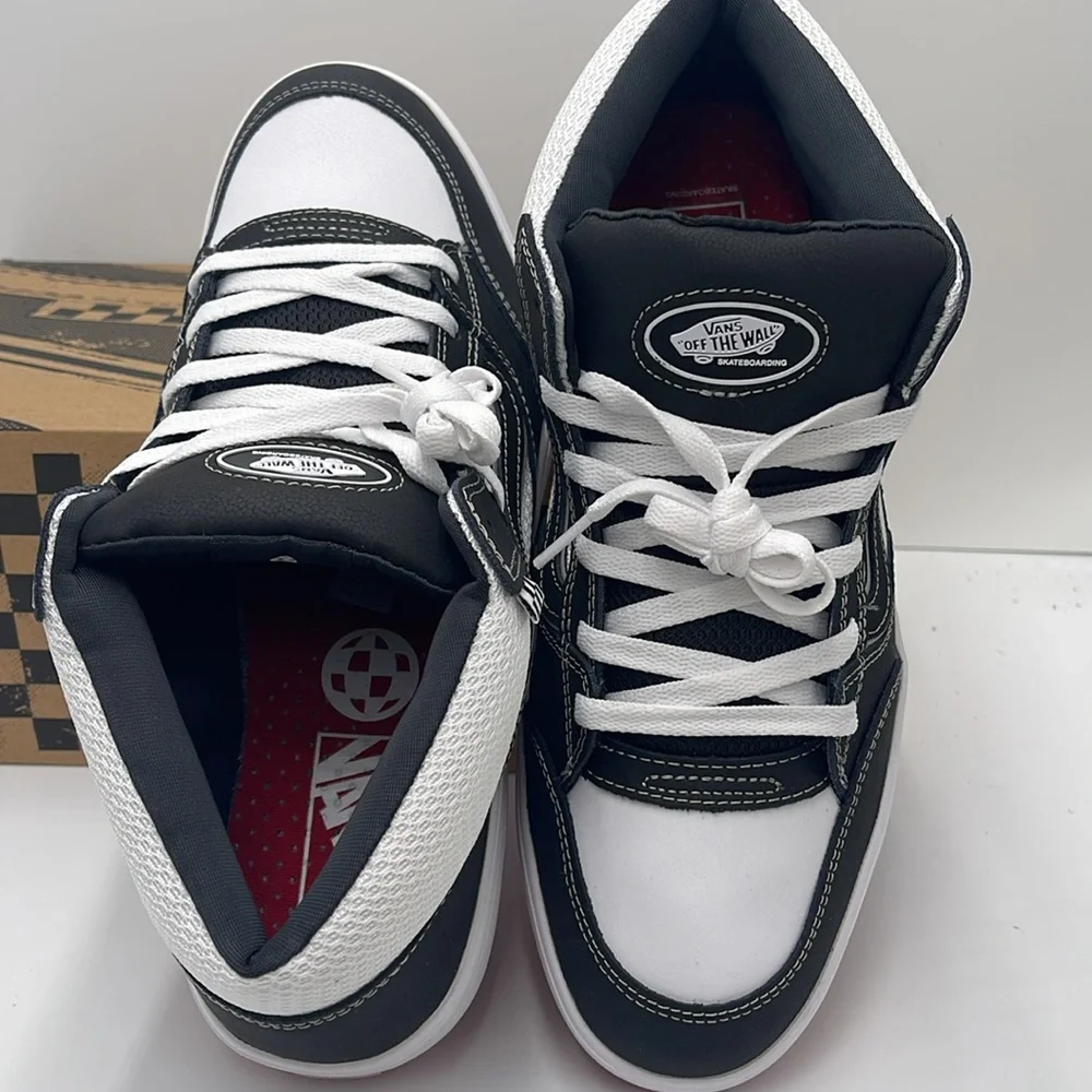 Vans Men’s Zahba Mid Black/White/Red
VN000CBSBWT Sneakers - Picture 11 of 16